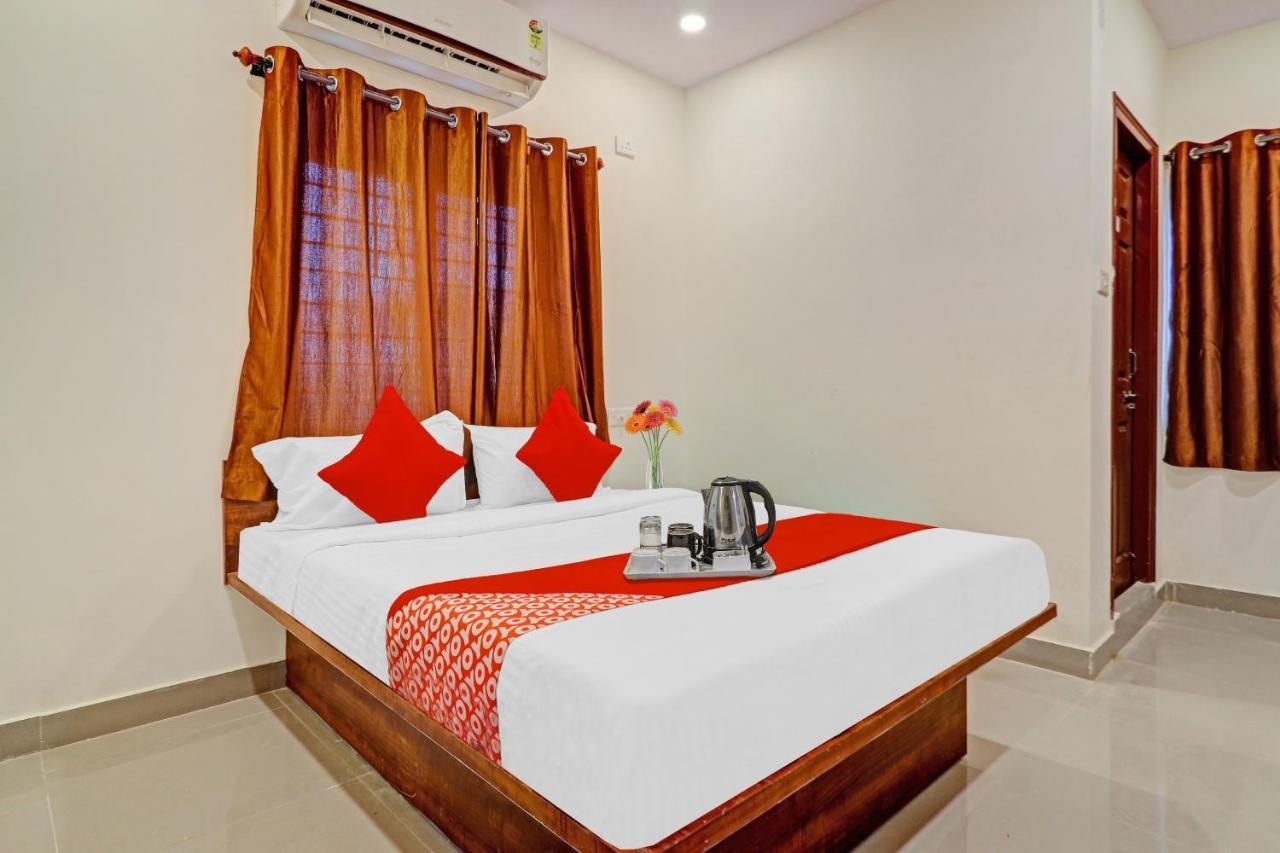 Hotel O Night Eye Haïdarabad Extérieur photo