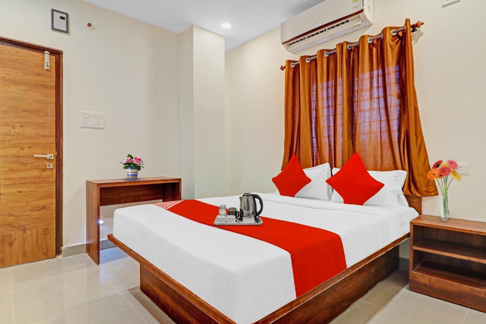 Hotel O Night Eye Haïdarabad Extérieur photo