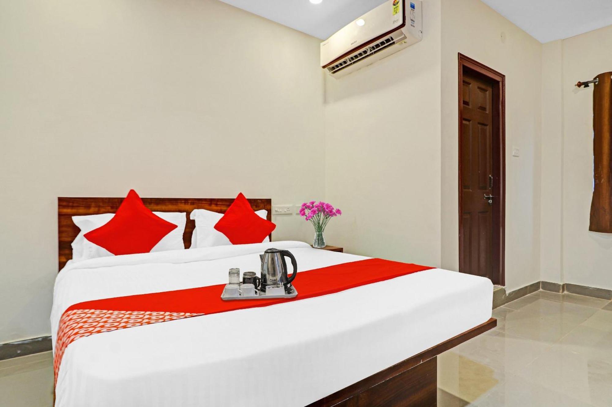 Hotel O Night Eye Haïdarabad Extérieur photo